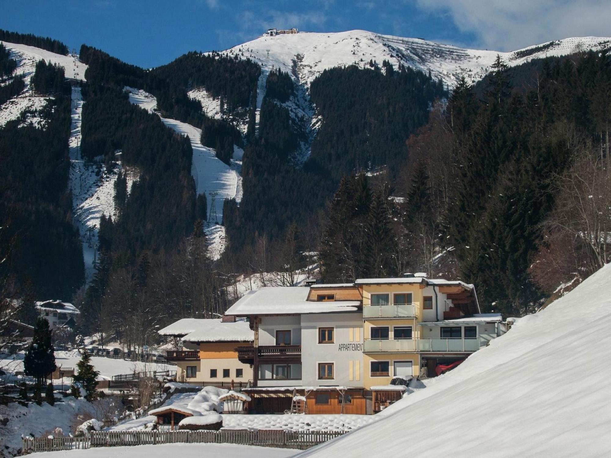 Beautiful Apartment In Zell Am See Near Ski Area Exterior photo