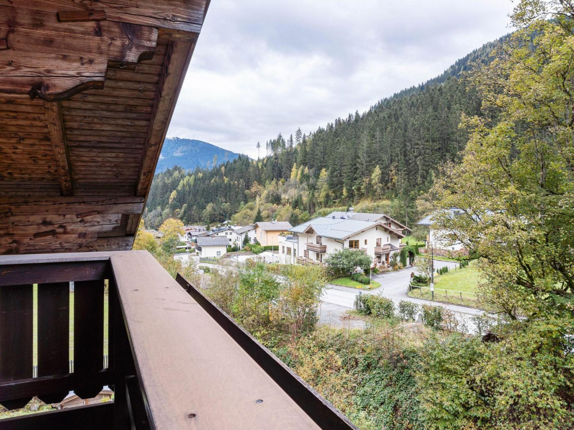 Beautiful Apartment In Zell Am See Near Ski Area Exterior photo