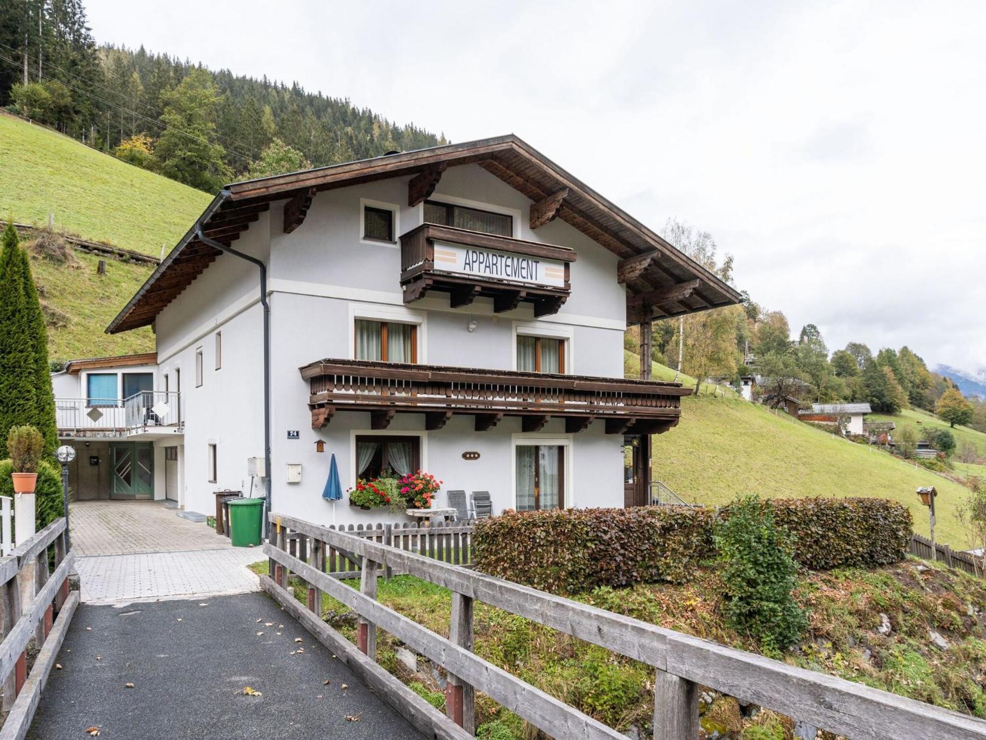 Beautiful Apartment In Zell Am See Near Ski Area Exterior photo